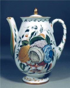 Кофейник из сервиза Три розы Автор формы и росписи Чехонин 1923 Кофейник из сервиза Три розы Автор формы и росписи Чехонин 1923 агитация агирфарфор рсфср ссср